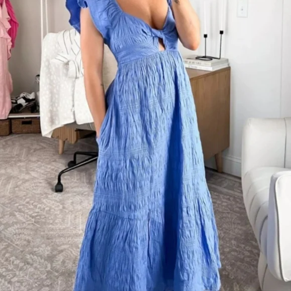 BLUE UNIVERSAL THREAD RUFFLE FLUTTER SLEEVE PUCKER SMOCK TWIST FRONT MIDI DRESS - Picture 10 of 11